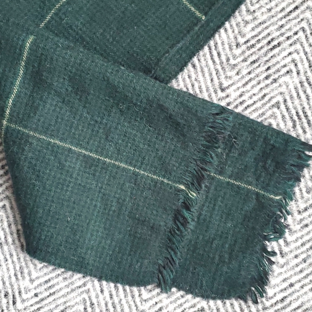 Warner Bros Plaid Men’s Wool Scarf